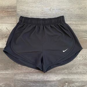 nike black shorts size xs